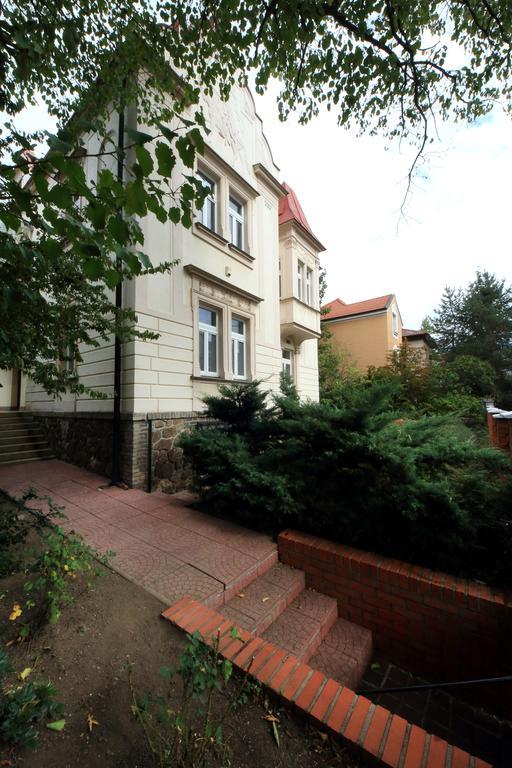 Historic Villa Apartments Prague Bilik gambar
